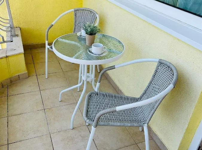 Appartement комплекс бриз / Breeze Complex Slantchev Briag